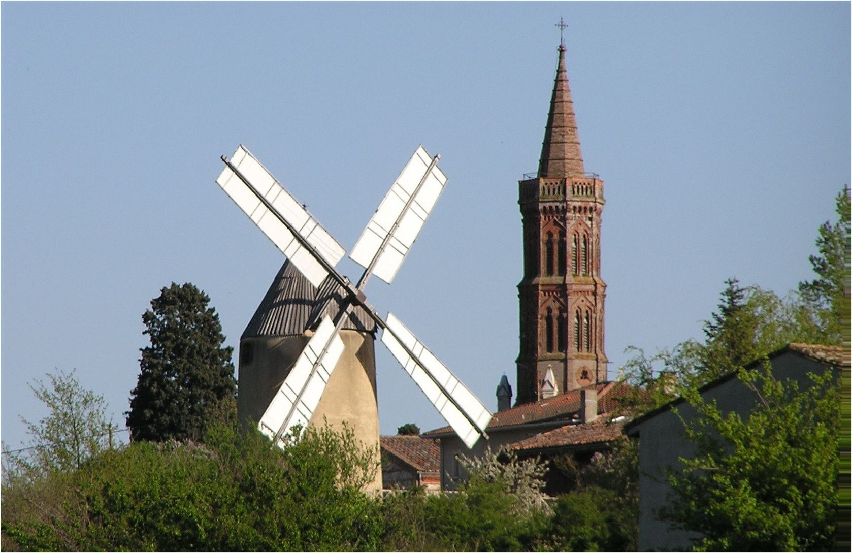 Vue de Montbrun-Lauragais.