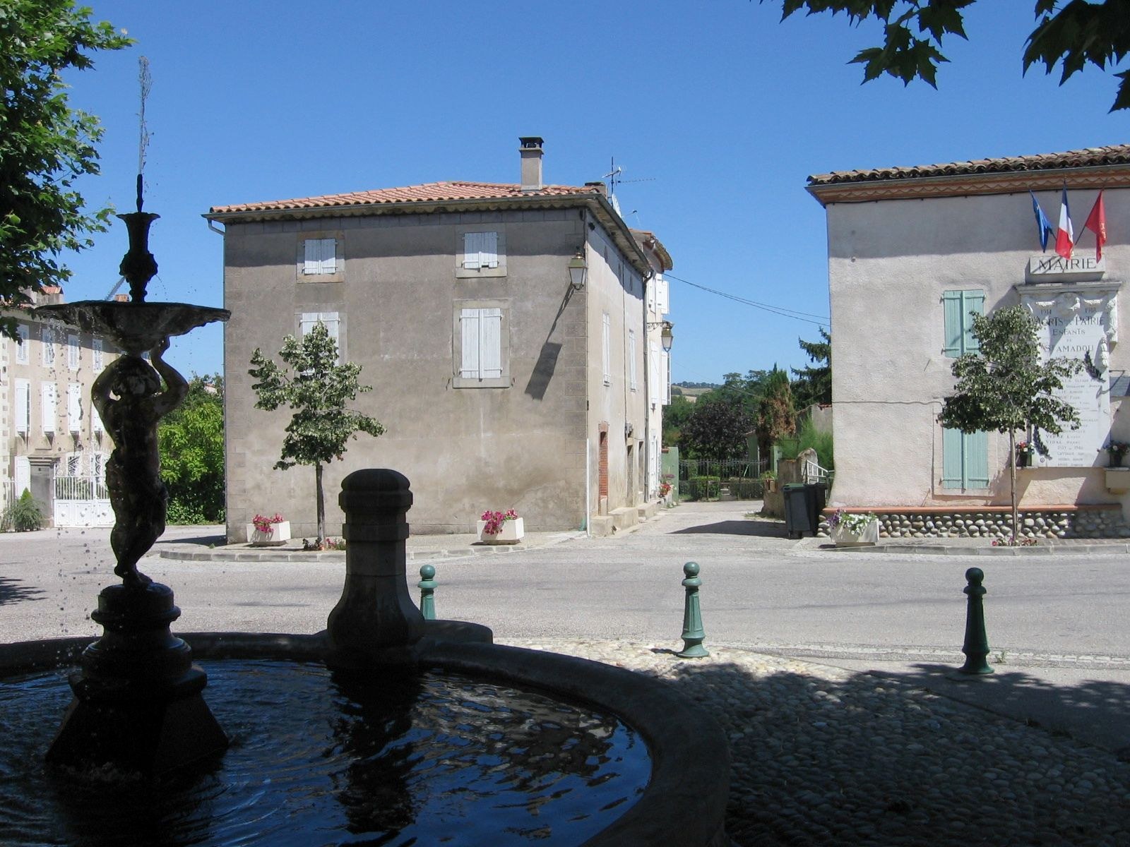 Vue de Saint-Amadou.