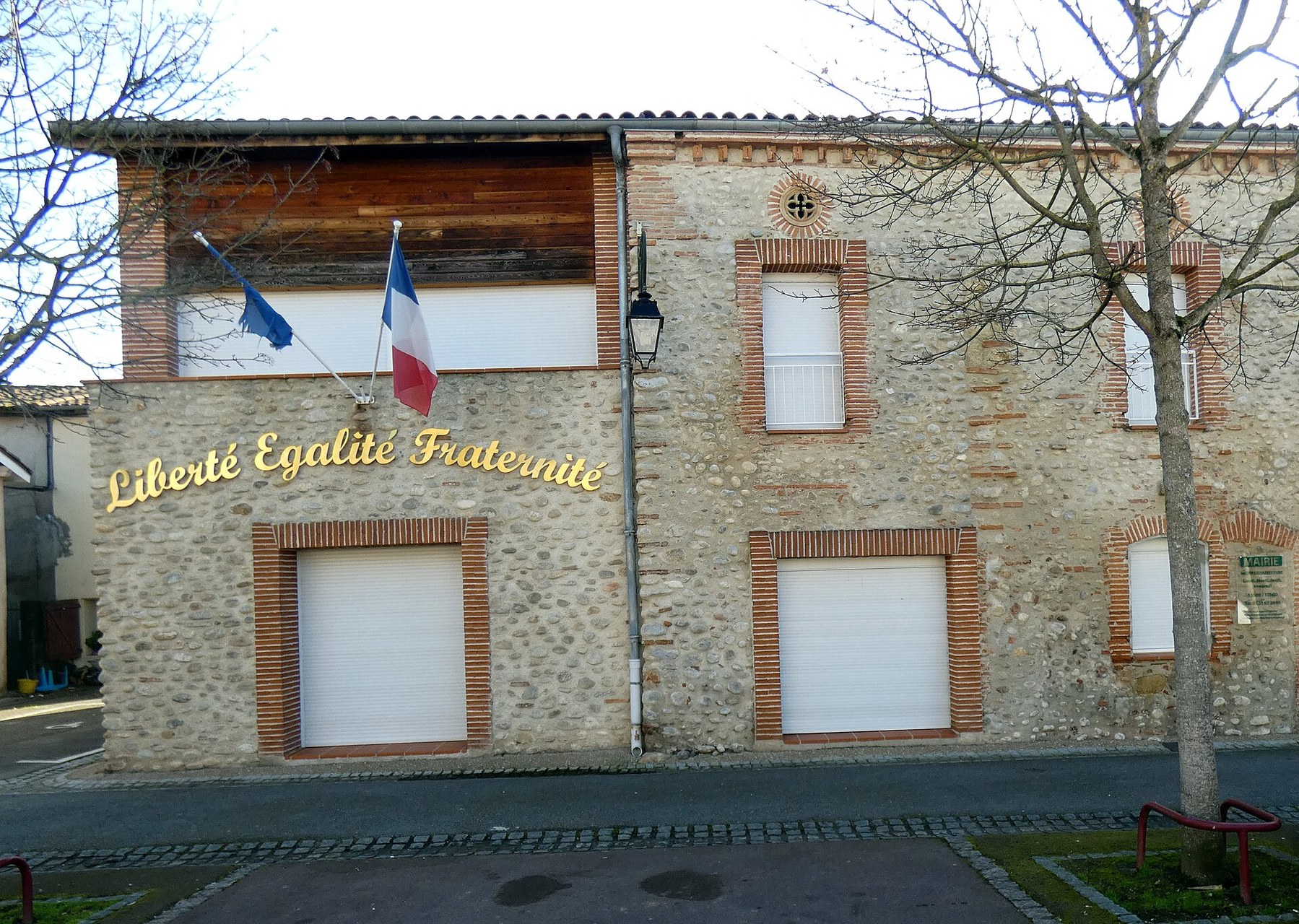 Vue de Villeneuve-du-Paréage.